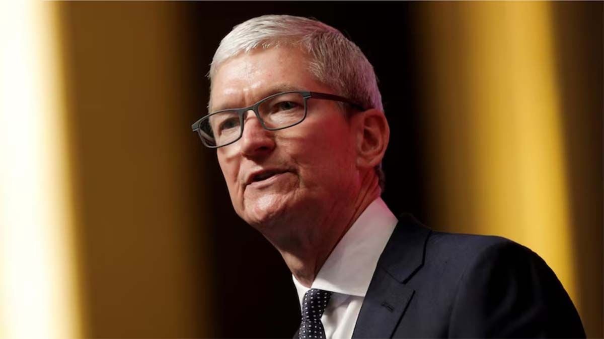 Tim Cook resmi mengundurkan diri sebagai CEO Apple setelah 15 tahun menjabat